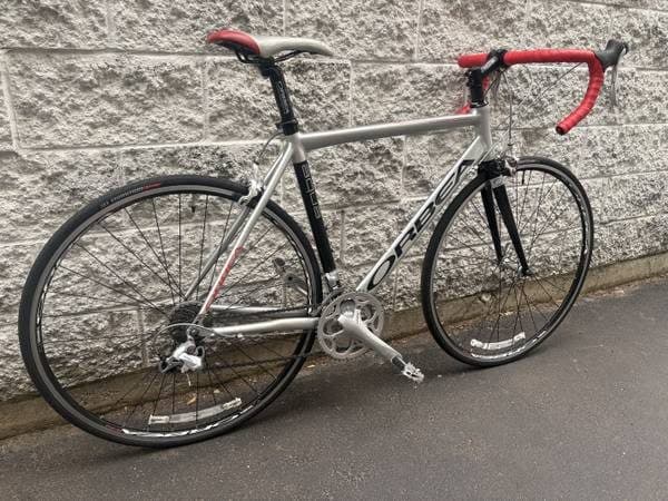 Orbea Aqua 18-speed lightweight road bike 54cm for riders 5'6" to 5'9" 3
