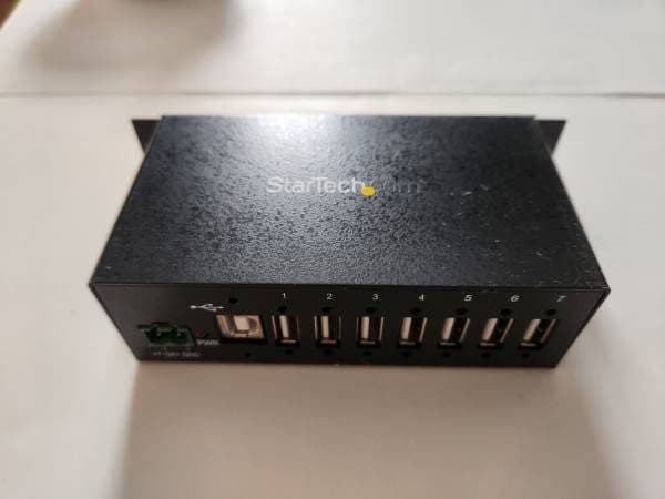 StarTech 7-Port Industrial USB 2.0 Hub - Mountable, Rugged Metal (ST7200USBM) - 1