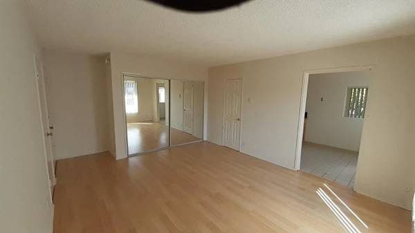 Rehab Cozy Studio,"Wood Floor"Separate Kitchen"Private Pool" Walk to N 1