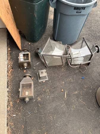 Exterior lights 1