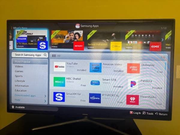 SAMSUNG 50" SMART TV 2