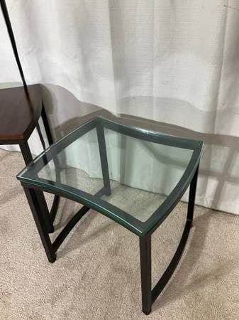 Accent Tables / End Tables / Nesting Tables (2) 2