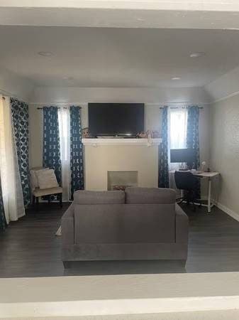 1 Bedroom with Private Bathroom For Rent in Hawthorne 3