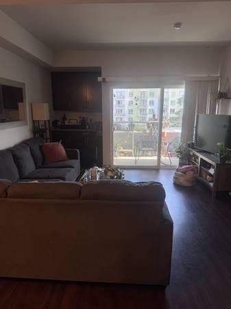 $1,700 / Private Bed/Bath in 2 BR/2BR Apt with Amenities (NOHO) 3