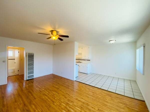 Inglewood Offering Upper Level One Bedroom Parking Included 2