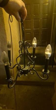 Small chandelier 1