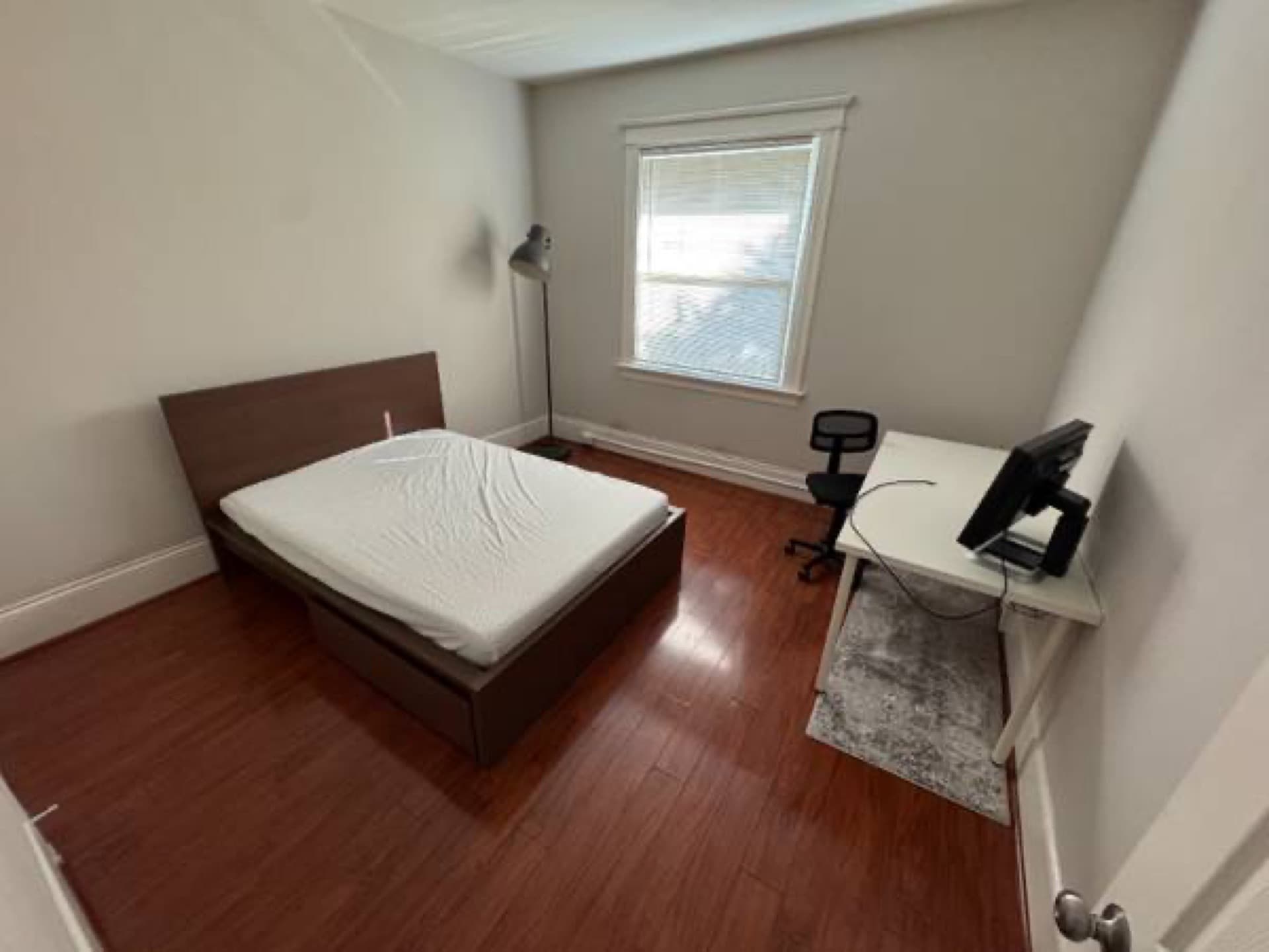 Clean, Affordable Single Bedroom available for rent that is a 6-minute 1