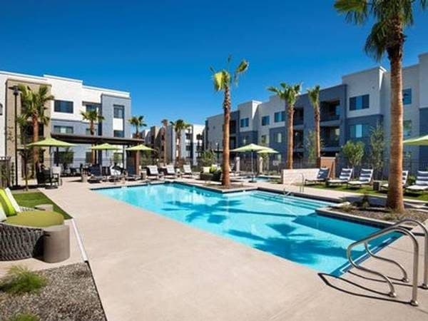 24/7 State-of-the Art Fitness Center, Easy Commuter Access to the I-10 1