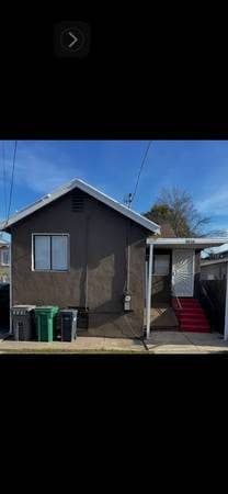 /*Newly 2 bedroom 1 bathroom home*/ 1
