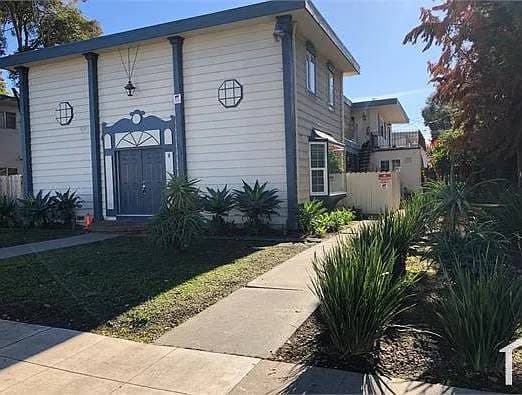Apartment for 3 bed,2 bath 3