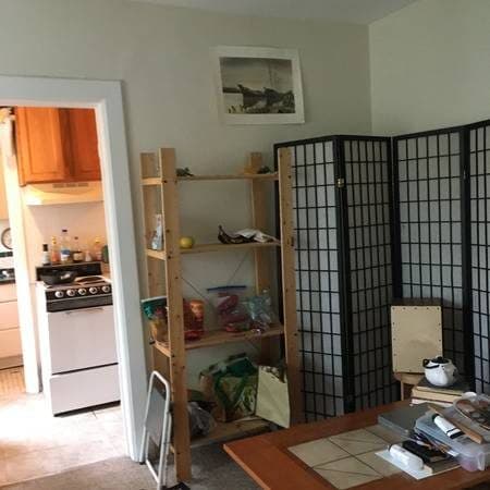 Available July 20th-3 Bedroom Apartment - N. Thayer Street-Kerrytown/M 3