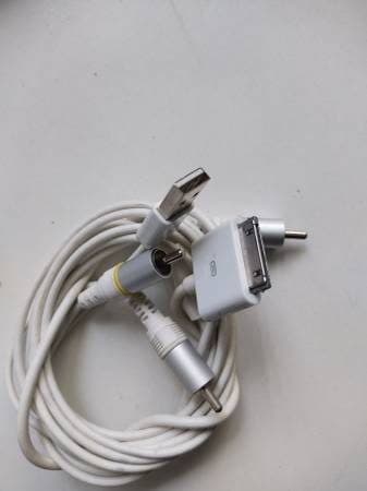 30-Pin/RCA/USB-A Cable For Sale 1