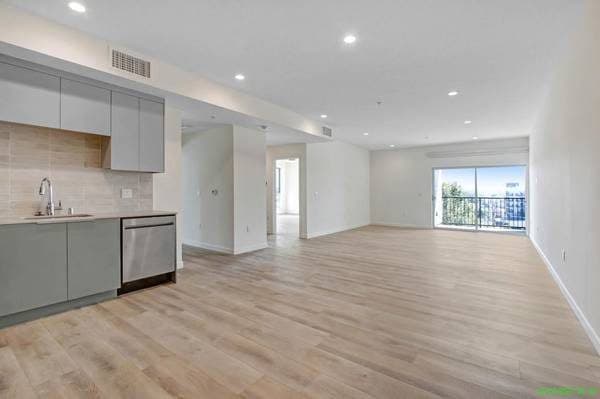 Wood Style Floors, Washer/Dryer | Brand New Luxury 2 BED in West Adams 2