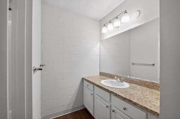 1/bd 1/ba, Lush Landscaped Courtyards, Courtyard 2
