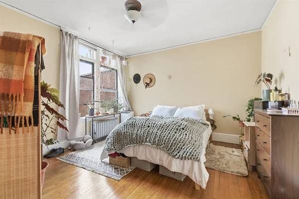 Looking for two roommates ASAP for Sep 1 Move-in in Brookline 3