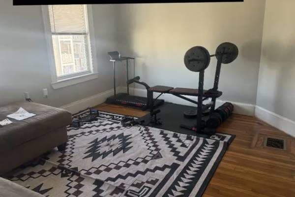 $890 Room in Dorchester for 9/1 2
