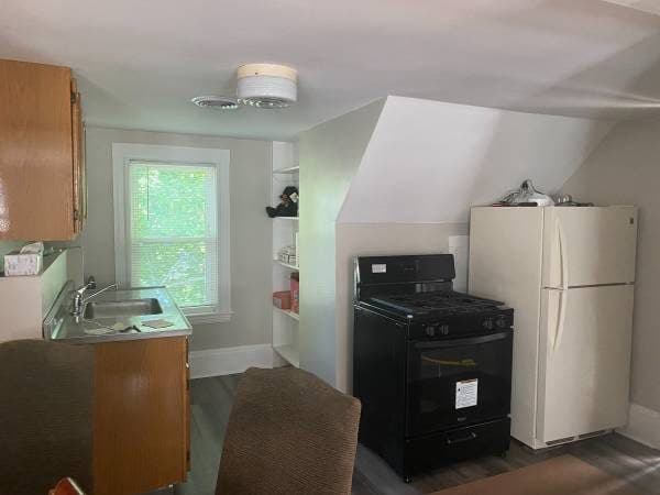 One Bedroom Apartment 1