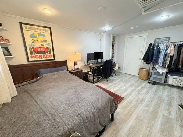 Updated Studio, Great Location on T, H/HW Included, Extra Storage, SEP 1