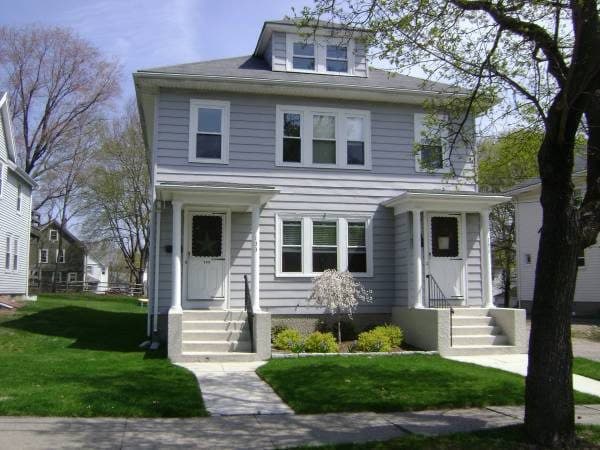 Charming 3 Bedroom close to downtown Norwood 1