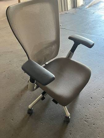 Haworth Zody Task Chairs-Brn-Beige 1