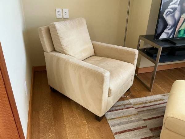 Free Armchair 2