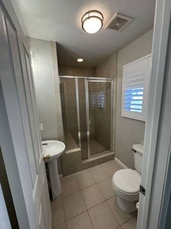 Pasadena Condo – Private Room for Rent | Available Mid-July | Flexible 2