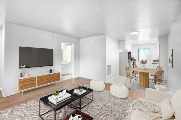 Lovely 1 Bedroom in Van Nuys | Call To Schedule Your Tour With Us! 2