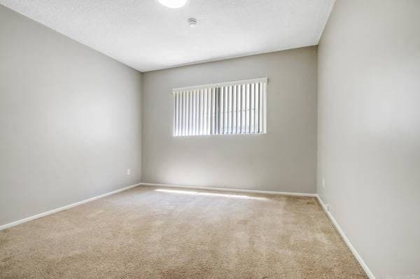 2 Bedroom in West Los Angeles + Quartz Counters + Laundry On-Site 3