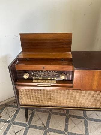 Vintage Grundig Majestic Mid-Century Stereo Console | Working Radio 1