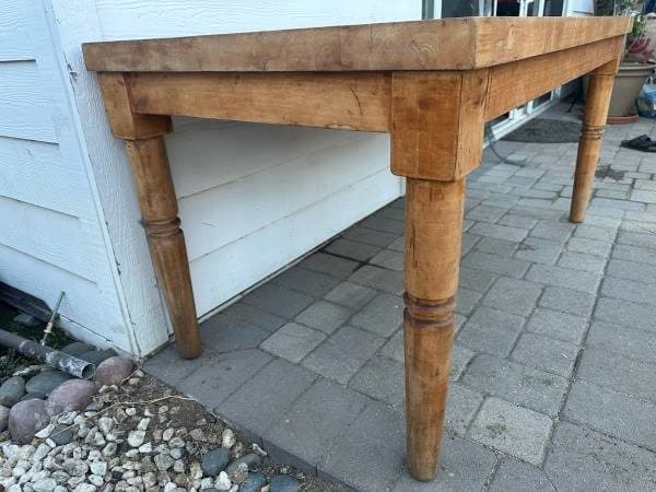 Vintage Farmhouse Butcher Block Top Table 3