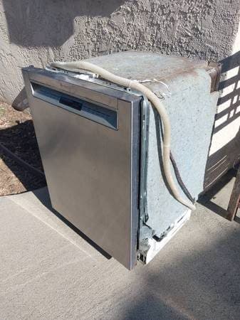 Free Bosch 800 Dishwasher 1