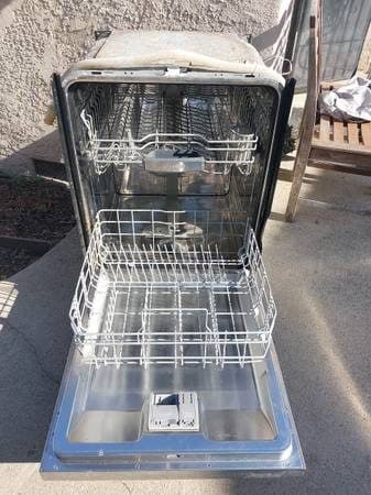 Free Bosch 800 Dishwasher 3