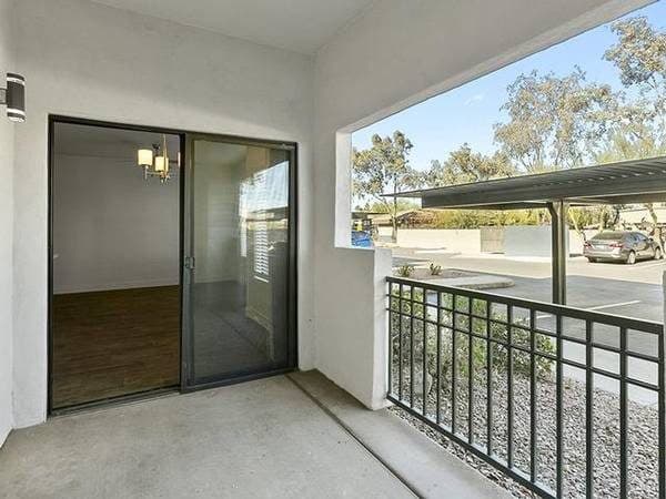 Fully Equipped Kitchen, Pet Friendly, Patio/Balcony, Clubhouse 3