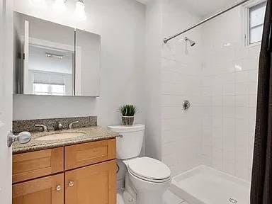 Entire 1st floor in two-story 3BD/2BR, 12 month lease 3