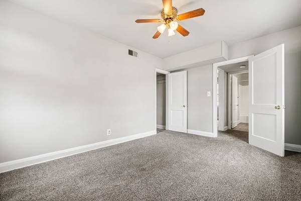 Hardwood floors, Laundry Facilities, Ceiling Fans 2