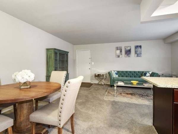 1 BD, Gas Range, Window Coverings 2