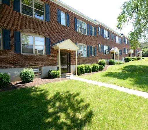 On-Site Maintenance, Refrigerator, Pet Friendly 3