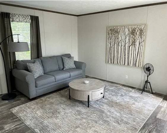 Lease Takeover Opportunity at The Thomas in Worthington! 2