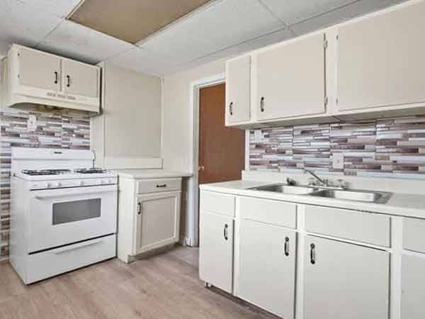 This Cute 2 bed and 1 bath home,for rent 2