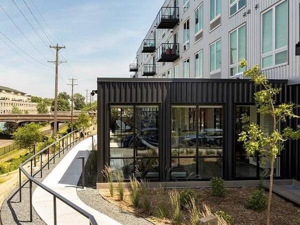 Effortless Downtown Living - 2 BR w/ All the Perks 3