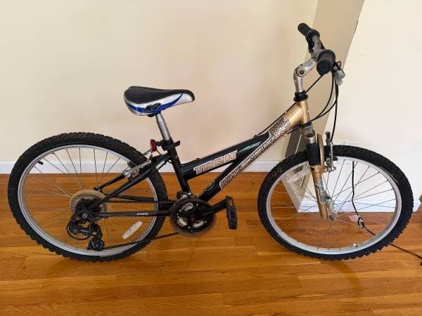 Trek 24” MT220 Bike 1