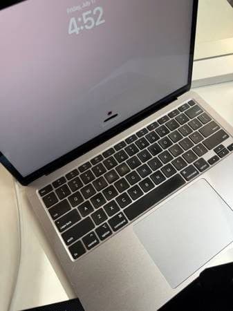 Macbook Air 2020 13inch (A2179) 1