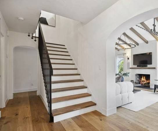 Beautiful Master Bedroom For Rent 3