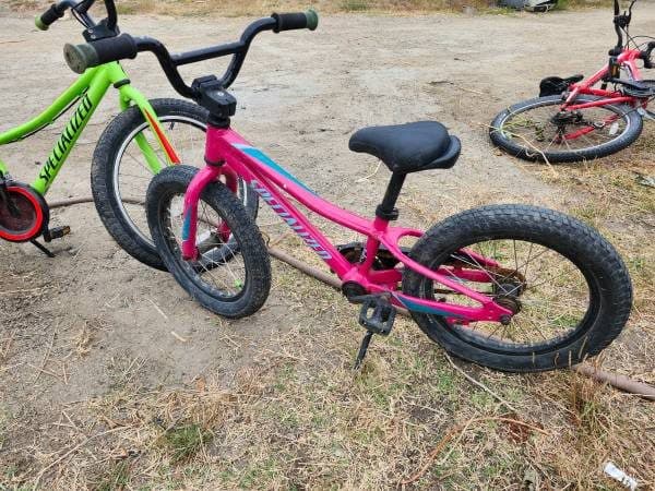 Specialized kids bikes 3
