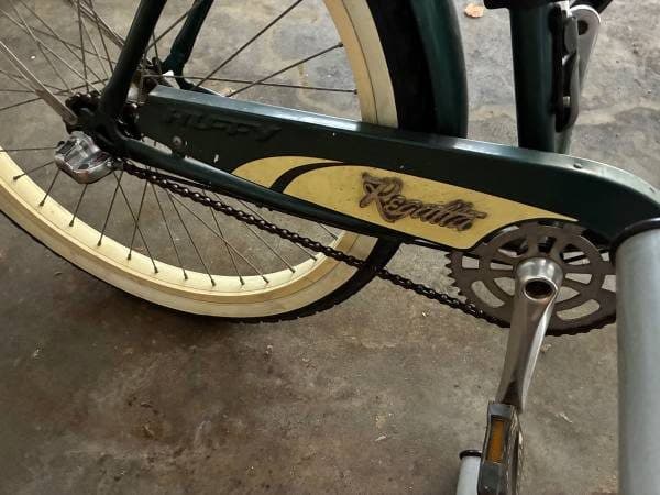 Huffy Regalta Cruiser Bike - 3-Speed 2