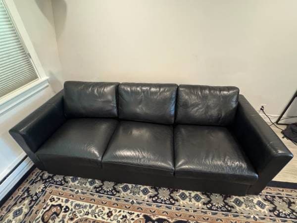 Leather sofa for sale 1