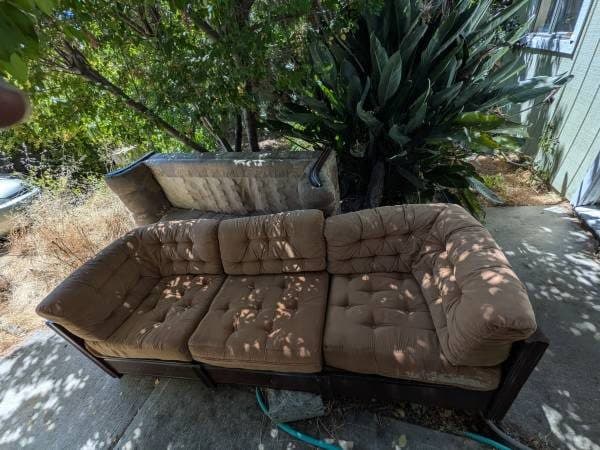 free sofas 2