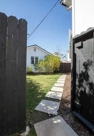 Bright and updated 1 bedroom, 1 bathroom home 2