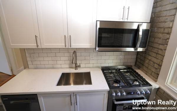 RENOVATED 1 Bed in Packard's Corner! MODERN Kitchen and Bath! NO FEE! 2