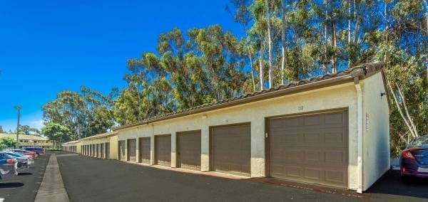 Exceptional 1 BR Retreat-Moments to UCSD & Beaches! 1